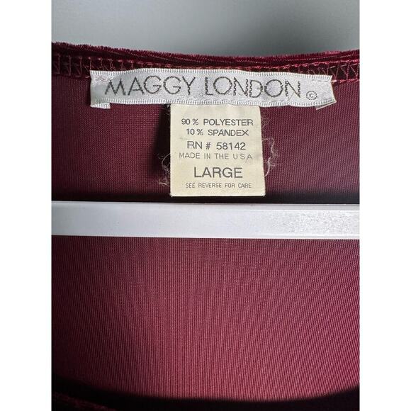 Maggy London L Vintage Long‎ Sleeve Velvet Maxi Cranberry Scoop Neck Whimsigoth - Picture 6 of 8